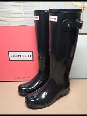 NEW Women's 7 Hunter Original Tall Gloss Rain Boots - Rubber Waterproof - Black